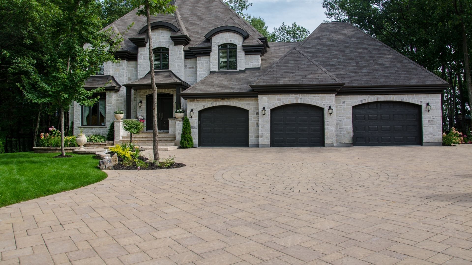 pave driveway